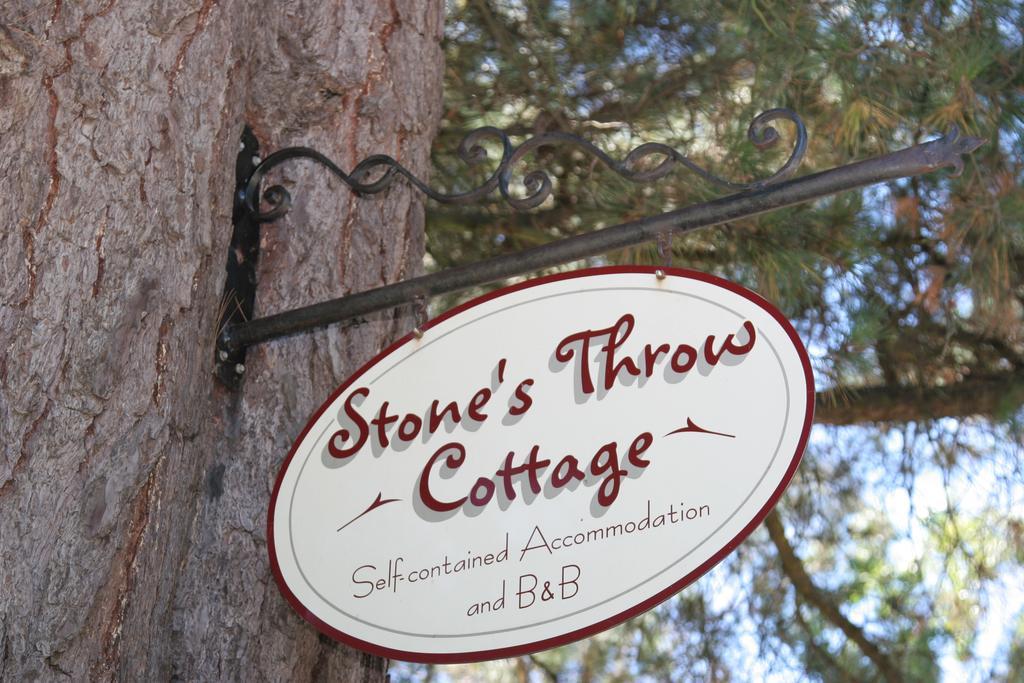 Stone'S Throw Cottage Bed And Breakfast Belgrave Pokój zdjęcie